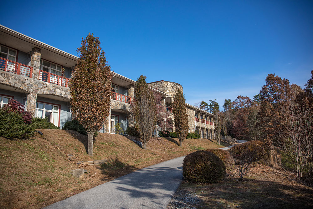 Admissions office at Pavillon Recovery Center